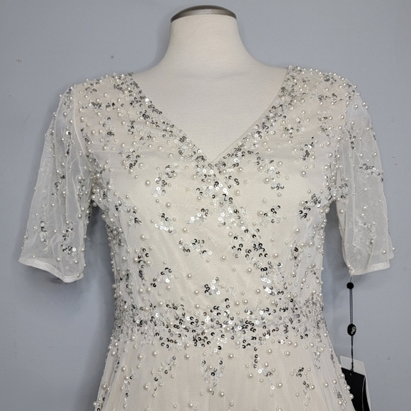 Adrianna Papell | Beaded Short Sleeve Tea Length Formal Dress - Picture 4 of 16